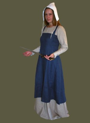 Viking Women's Linen Full Wardrobe