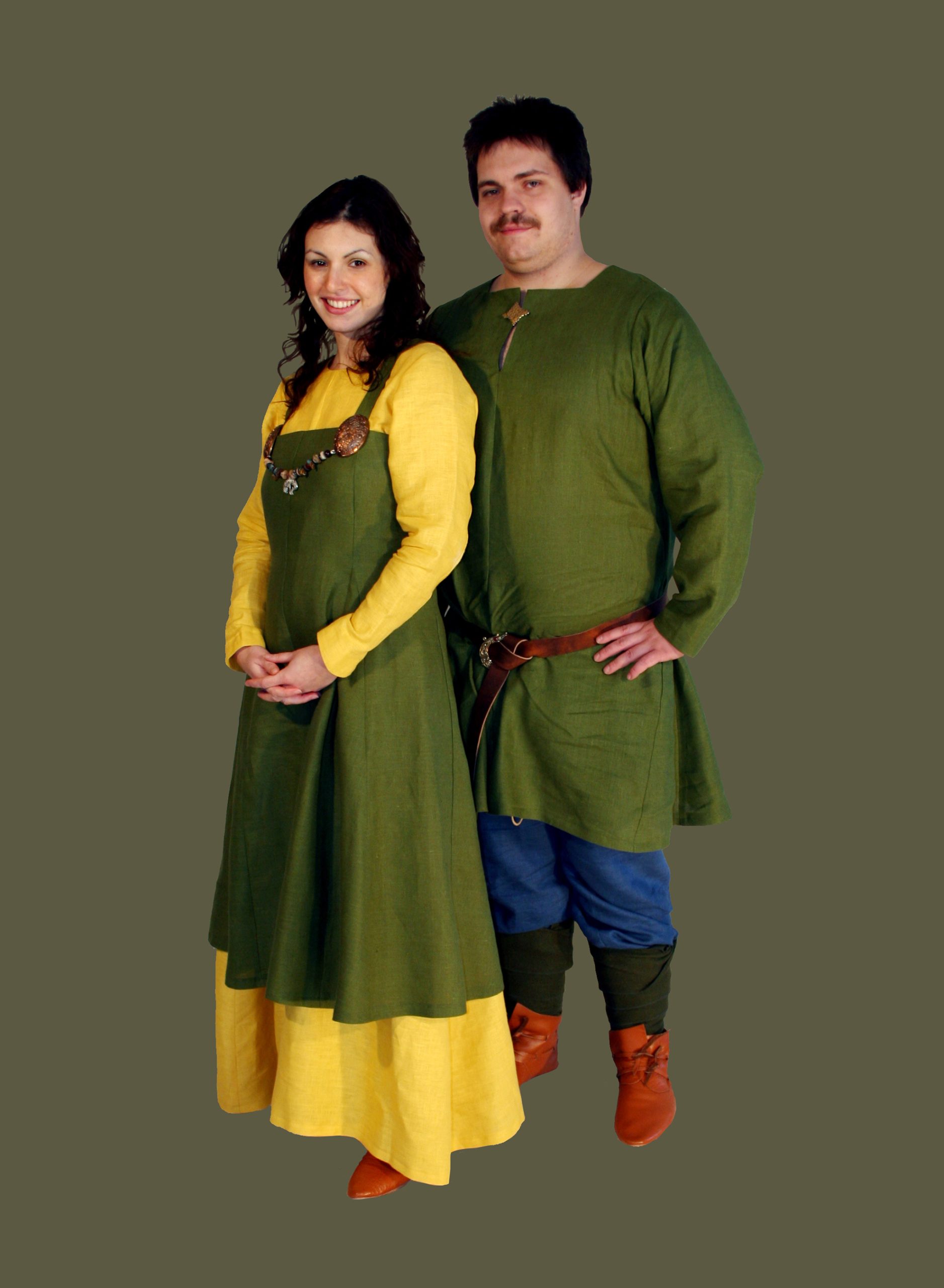 aprondress_vikingtunic_sage