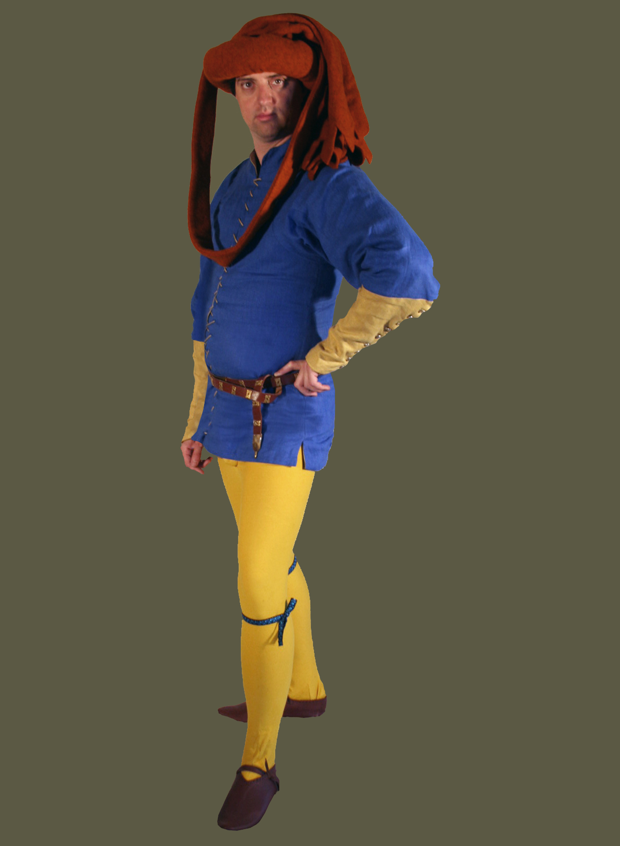 cotehardieLaced_Blue_GoldCottonHose_chaperone