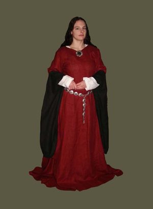 12th-13th Century Wool Pendant Sleeve Gown