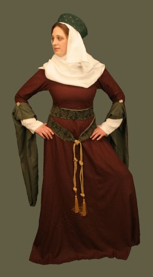 12th- 13th Century Linen Pendant Sleeve Gown Full Wardrobe